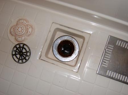 札幌市 K邸 浴室配管断絶部修繕工事 札幌で外装 内装リフォームをするなら希望設計